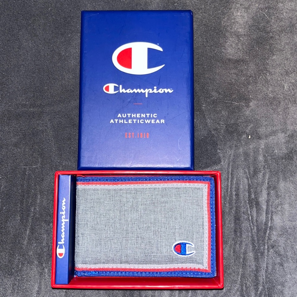 Champion Wallet gray blue and red NWT NIB